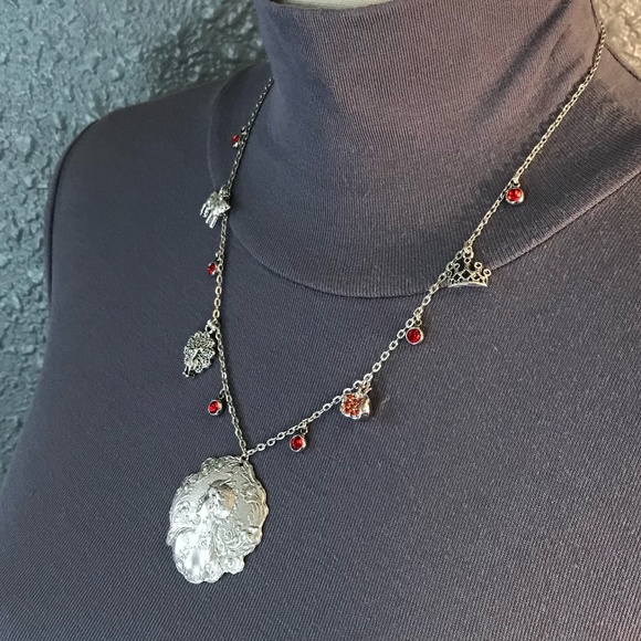 “Queen Hera" Juno Art Nouveau Goddess Greek Roman Mythology Handmade Necklace - Picture 6 of 16